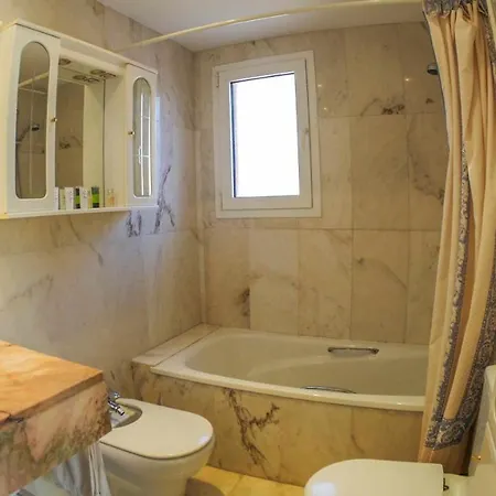 Lujoso Apartamento En Sagaro