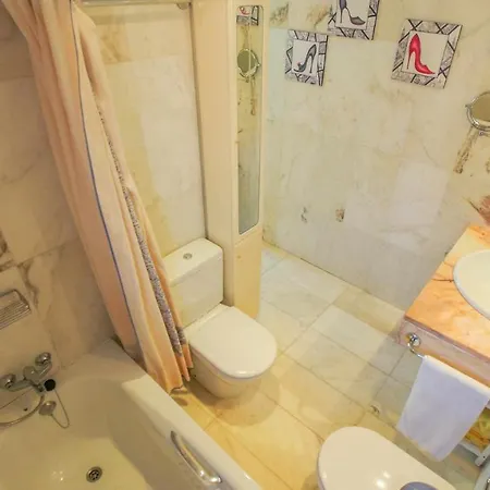 Lujoso Apartamento En Sagaro *